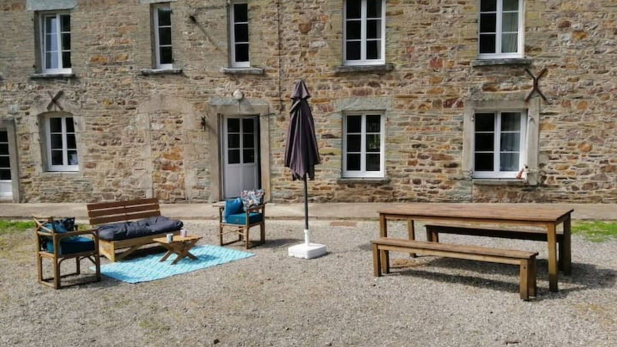Cherbourg-en-Cotentin House | Jolie Maison en Pierre Proche Centre Ville de Cherbourg
