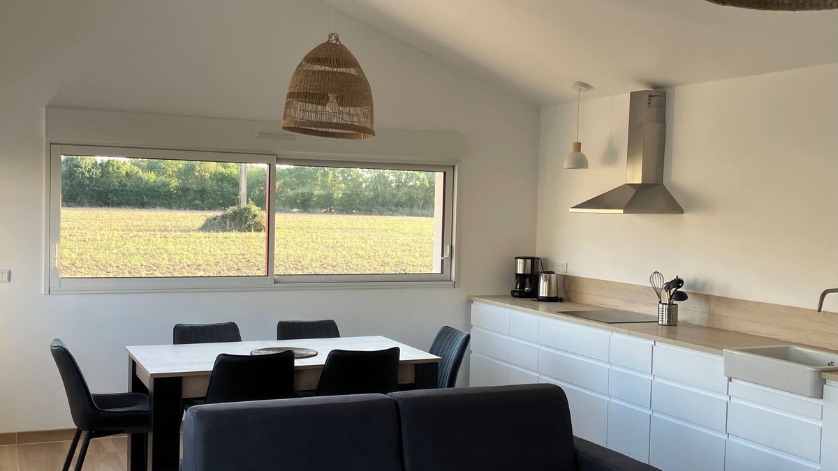 Machecoul-Saint-Meme House | Jolie Maison à Machecoul Avec Jardin et vue sur la Campagne. Gîte Très au Calme