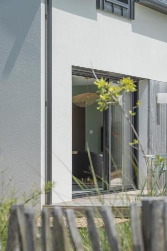 Landunvez Villa | Jolie Maison avec piscine intérieure à 5 minutes des plages