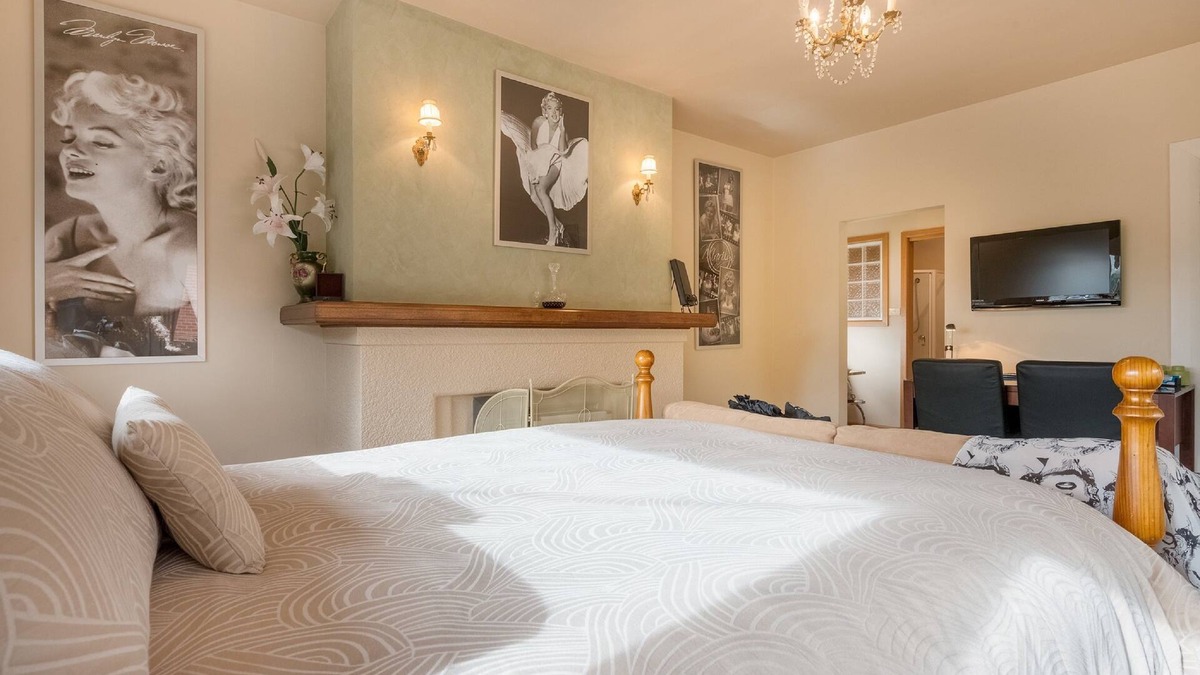 Burnie Apartment | Jones On Wilson Boutique B&B