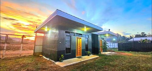 Manolo Fortich House | Jorge's Barkadahan Room