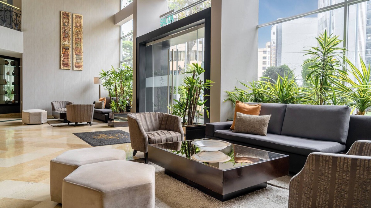 Petit Jean Ocharan Hotel | Jose Antonio Lima