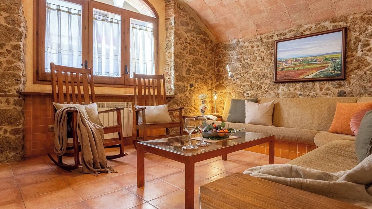 La Tallada d'Emporda House | Josefina rural house from the 18th century