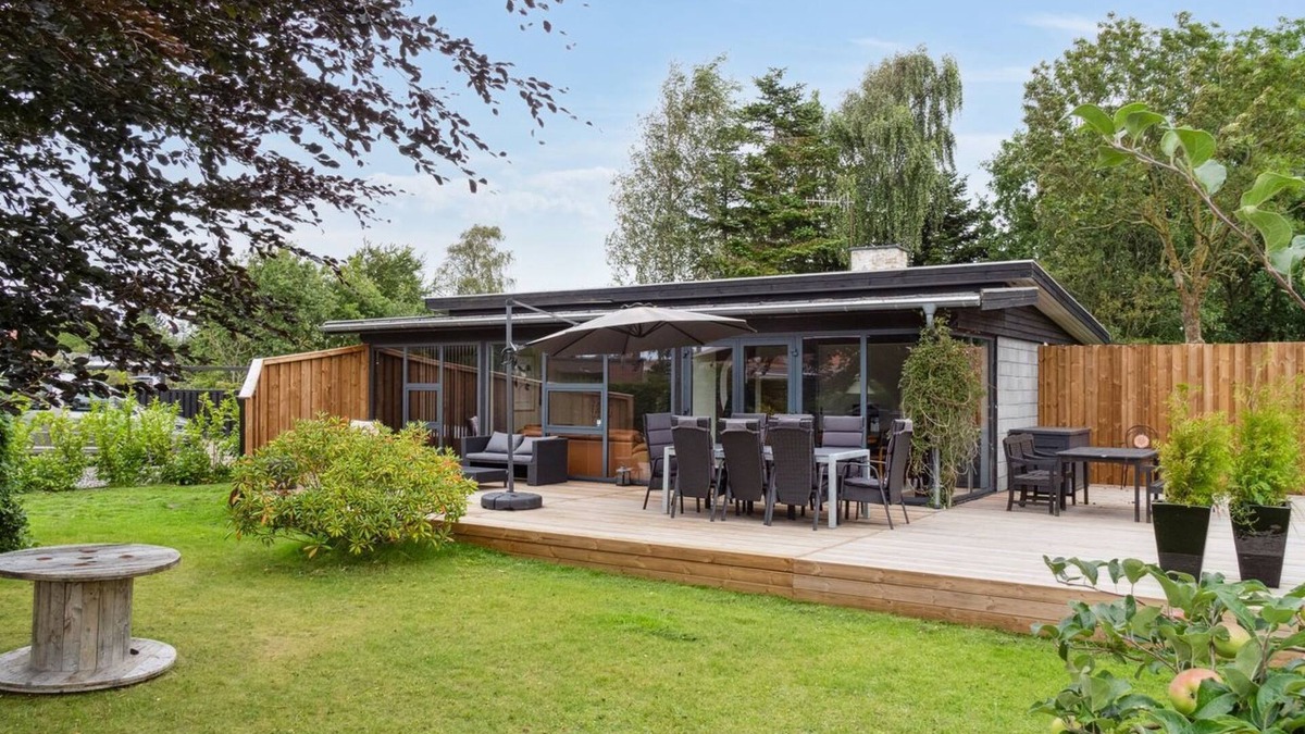 Vibæk Strand House | "Joseline" - 150m from the sea by Interhome