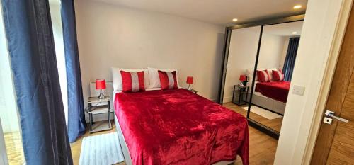 Lambeth House | Josh Double Room