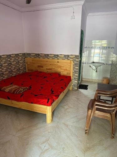 Gorai Hotel | Josh Garden