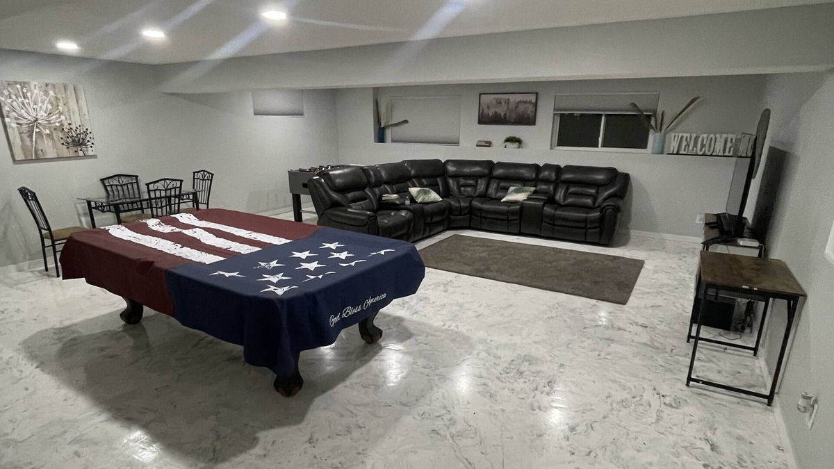 Lincoln House | Joshua’s private basement