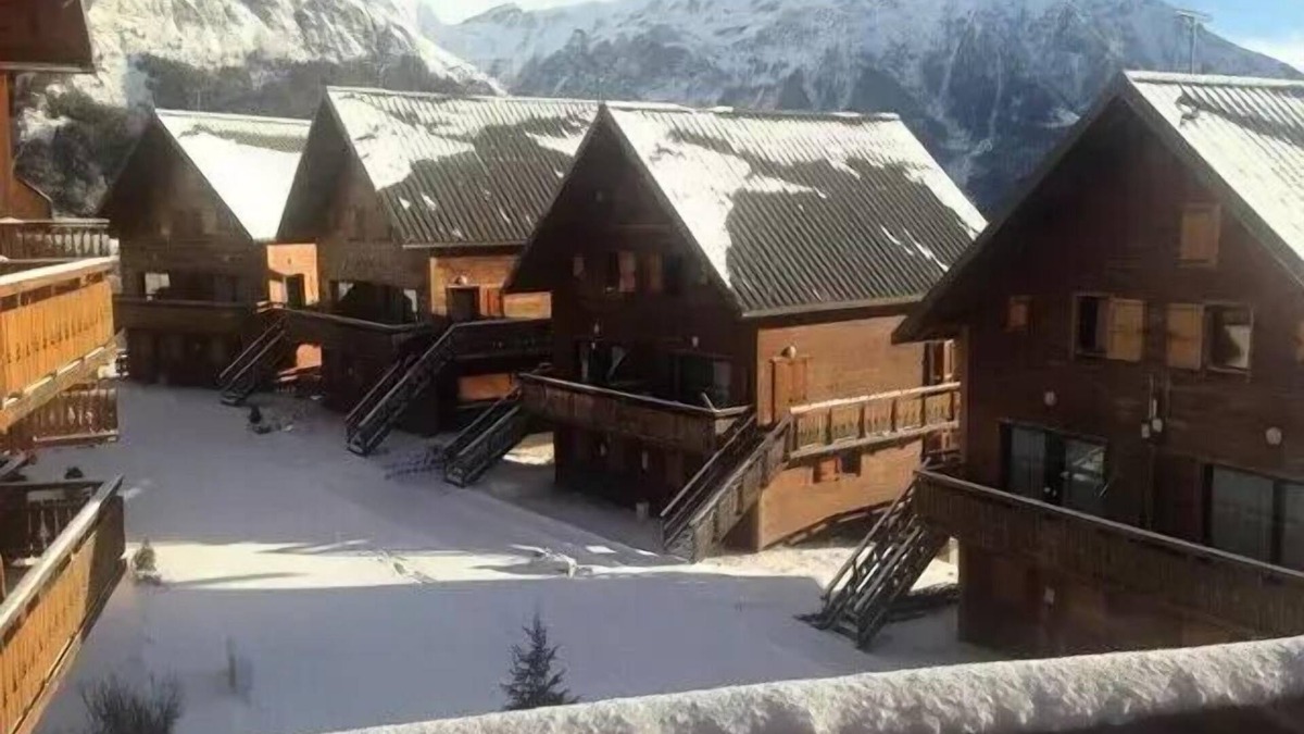 Reallon Apartment | Joubelle Residence - Magnificent chalet with 6 double beds