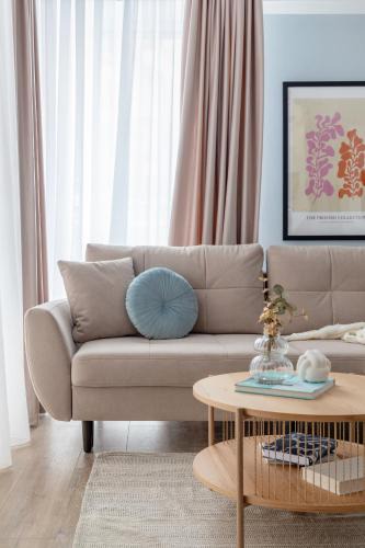 Sinaia Apartment | Joy Garden Apartment