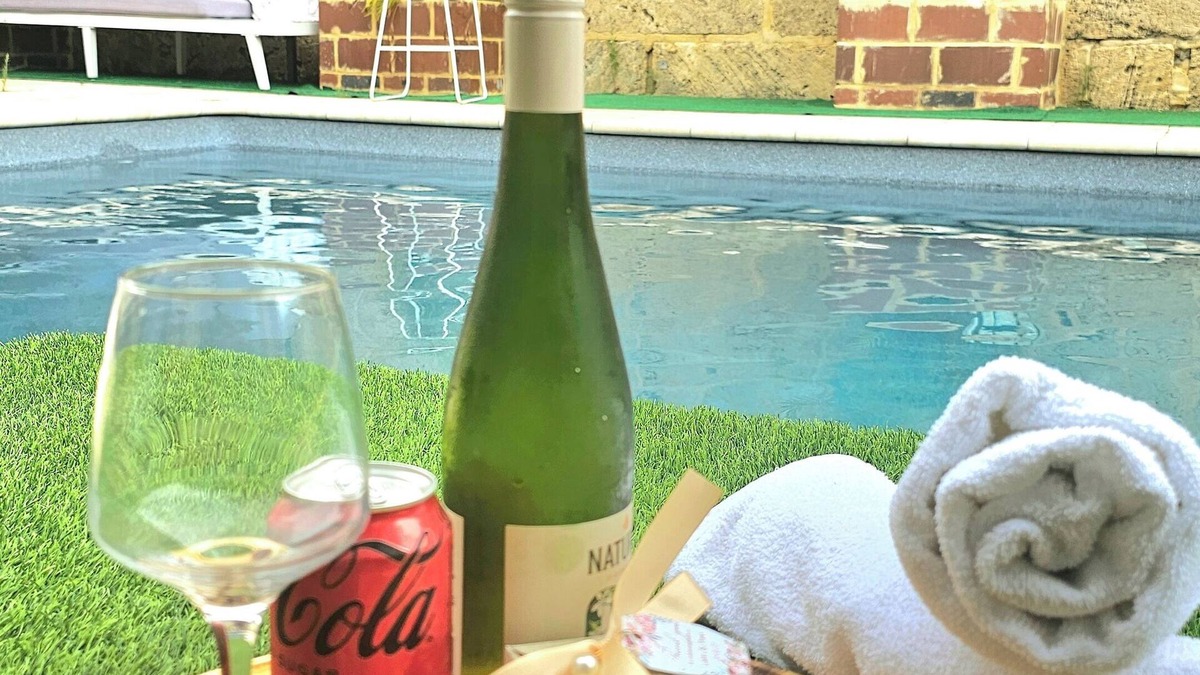 Beeliar House | Joyful Living nA private space all to yourself, complete with a beautiful pool n