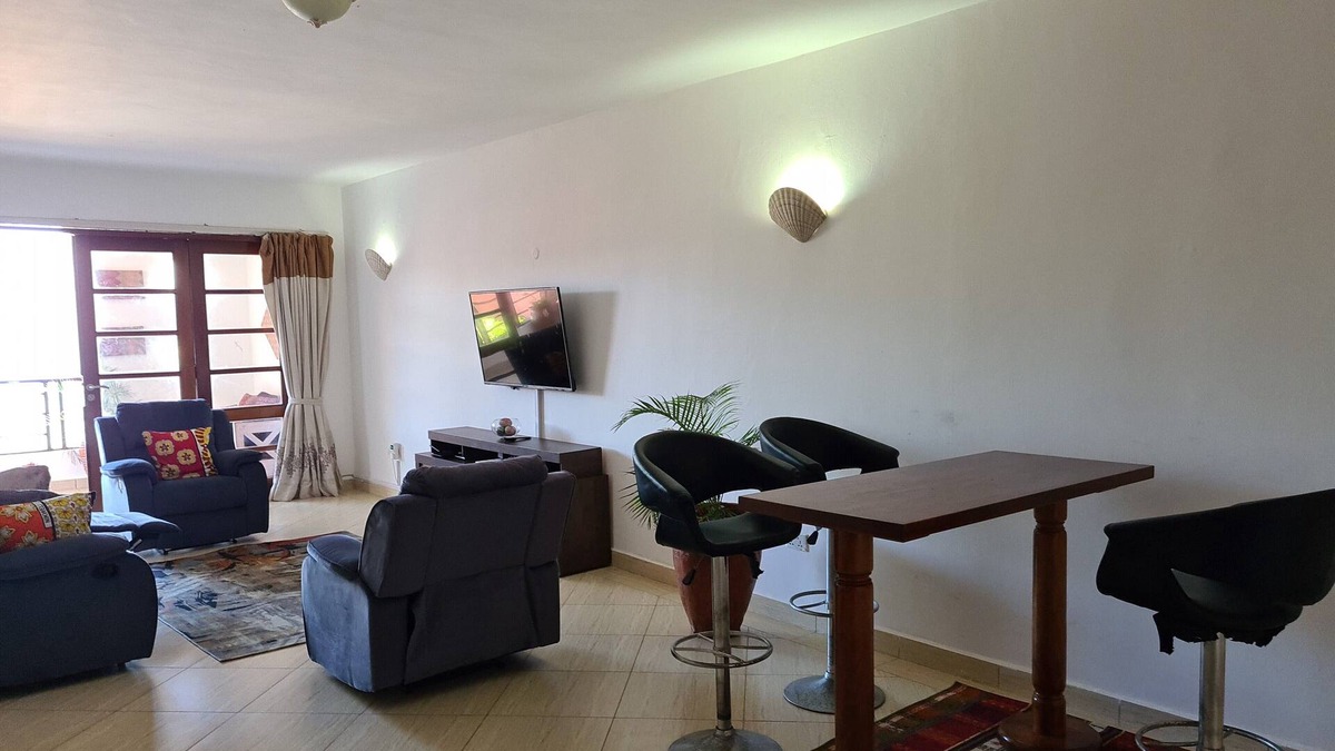 Shanzu Resort | Joys Beach Apartment Villa 8