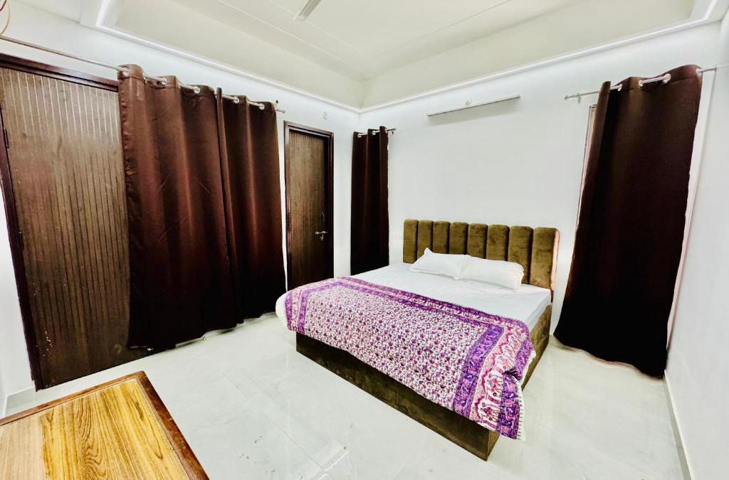 Hazratganj Apartment | Jp suites