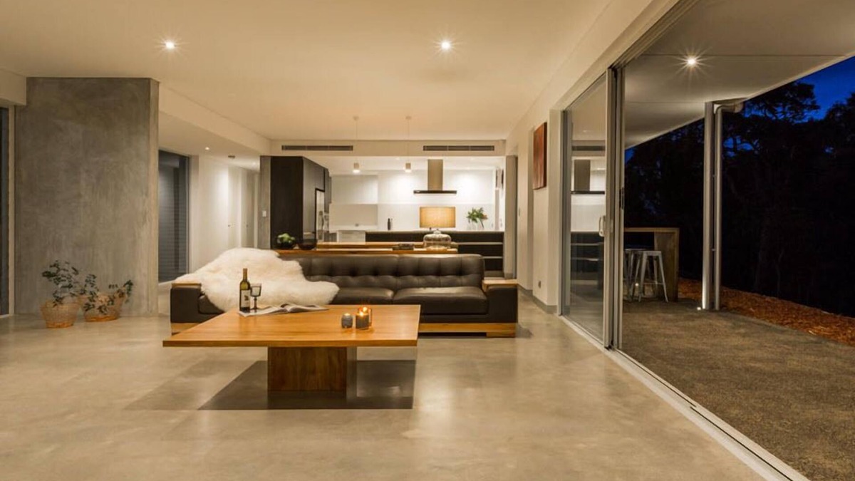 Wilyabrup House | Js' Retreat - Flutes Estate, Margaret River - amazing architect designed!