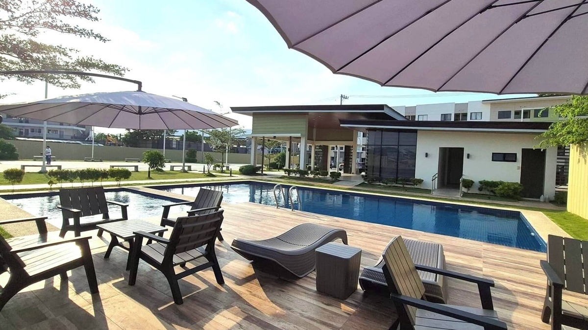 Lapu-Lapu Condo | JTropics Mactan Near Airports, Beaches & Malls