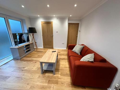 Langton Green Apartment | Jule's Apartment