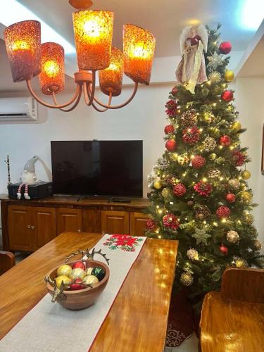 Kapitolyo House | Julie Annes Guesthouse in the Heart of the City