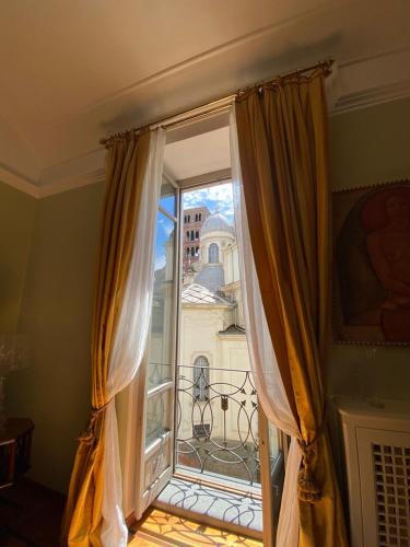 Turin Apartment | Julius suite