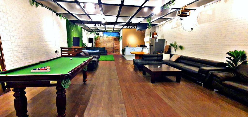 Rishon LeTsiyon Bed & Breakfast | JUNGA