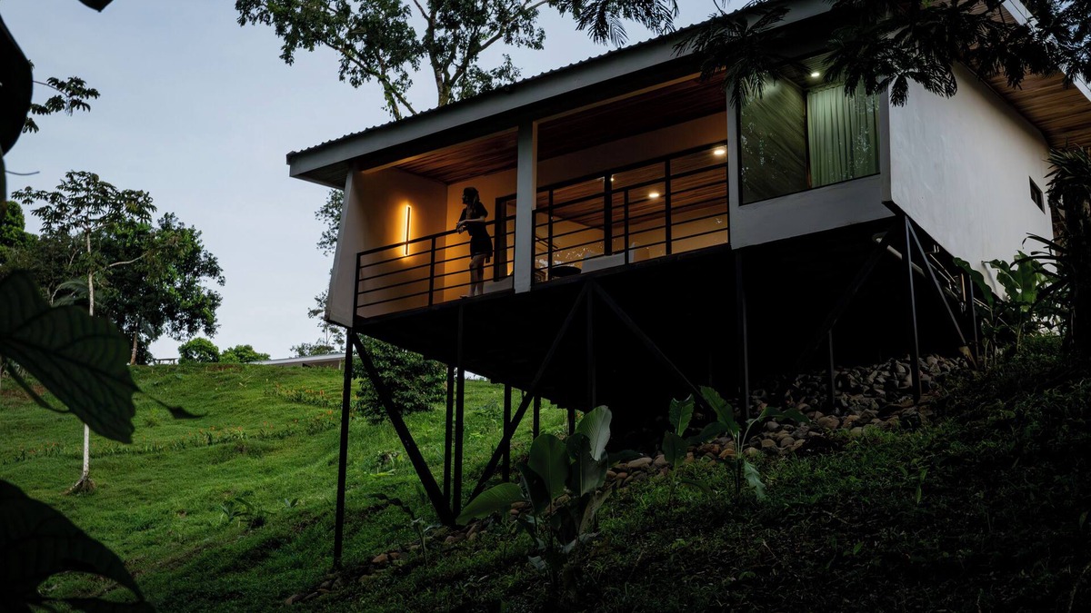 Sarapiqui House | Jungle Bungalow at Oropel Lodge