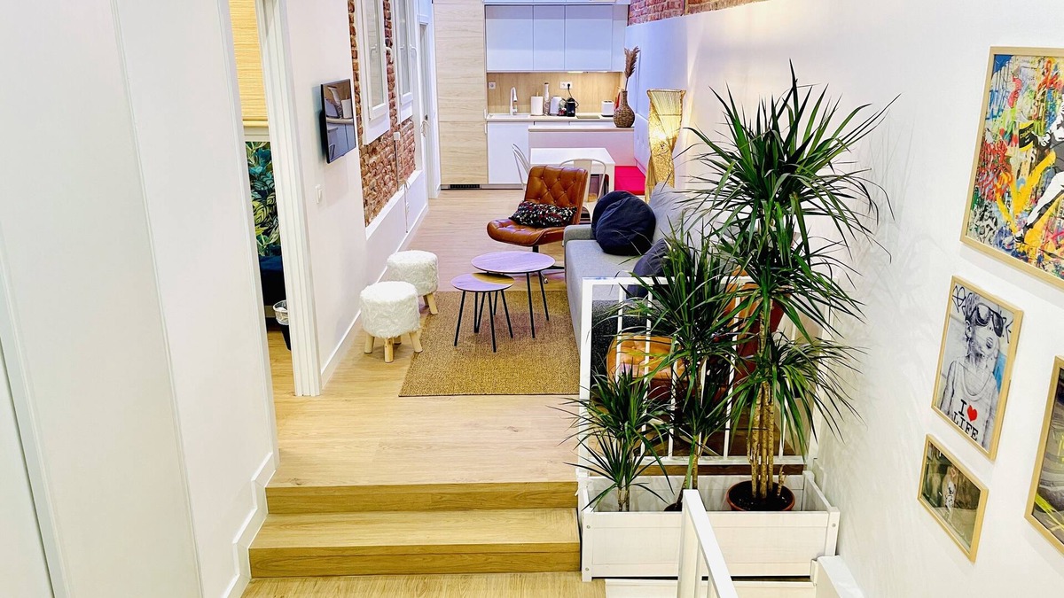 Gaztambide Apartment | Jungle duplex in Madrid 8 people: 3BR 2BA Parking