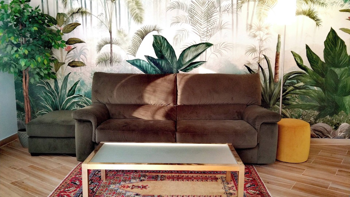 Alessandria Apartment | Jungle Sunshine Apartment new one-bedroom apartment with balconies, view and wifi, downtown area