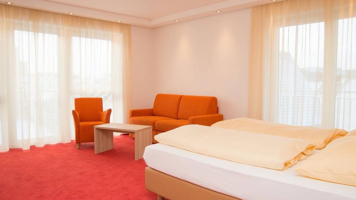 Ehingen Apartment | Junior-Suite, ca. 42qm mit Flachbild TV und WLAN