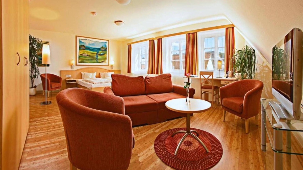Ehingen Apartment | Junior suite with shower and WC