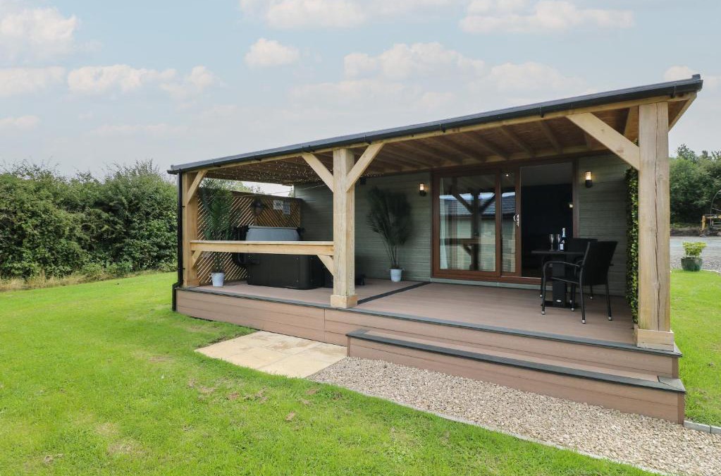 Swadlincote House | Juniper