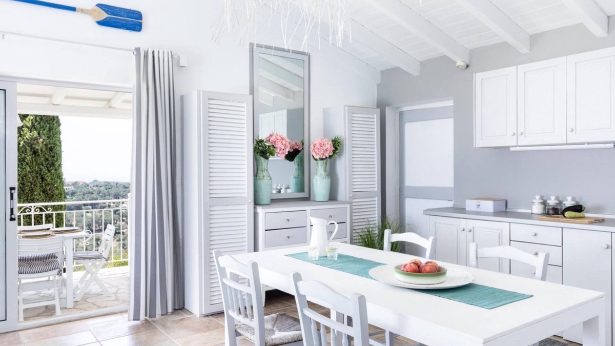 Vlachopoulatika Villa | Juniper House - Charming 3 bed Villa With sea View