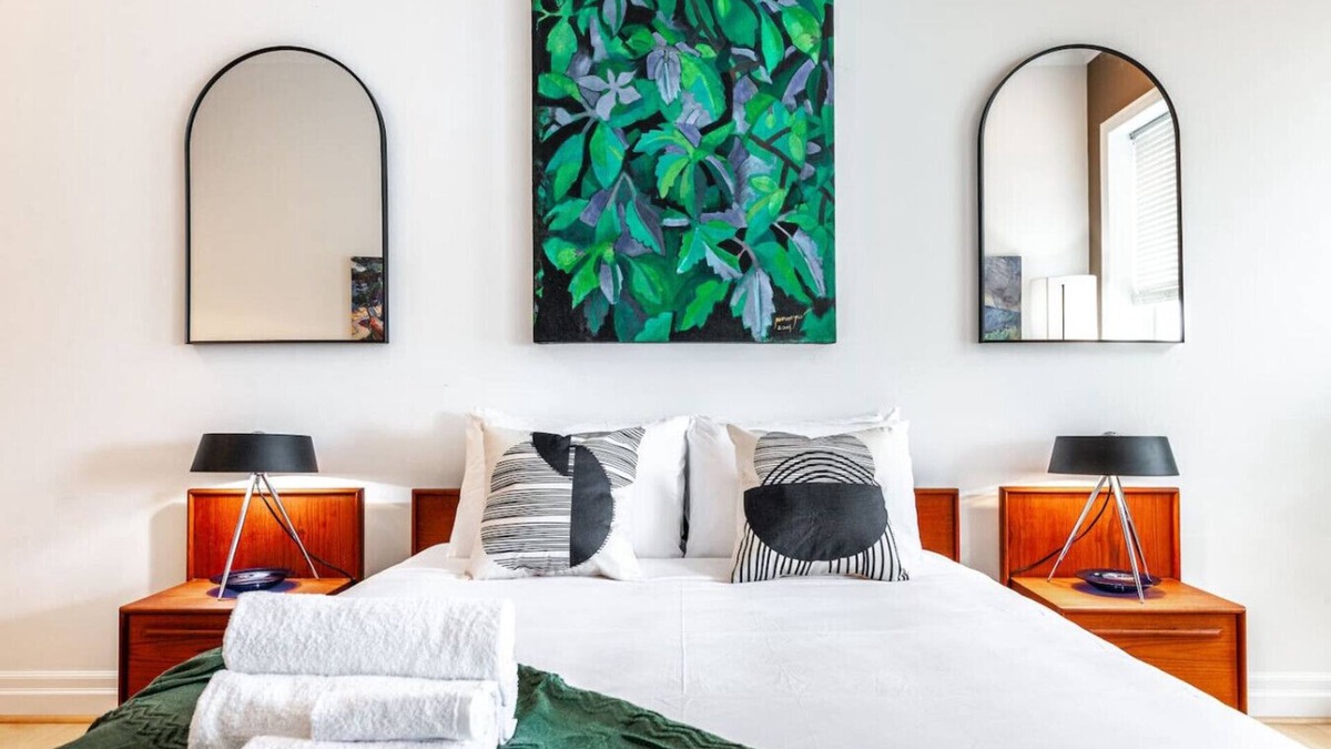 Stratford Apartment | Juno Lofts: The Artist’s Studio