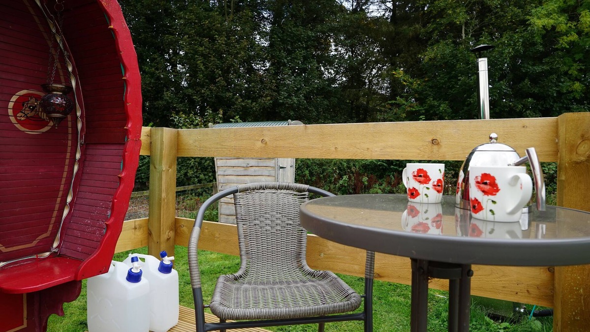 Hawick Cabin | Jura @ Westcote Glamping