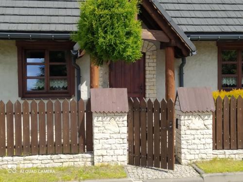 Zarki House | Jurajski Domek