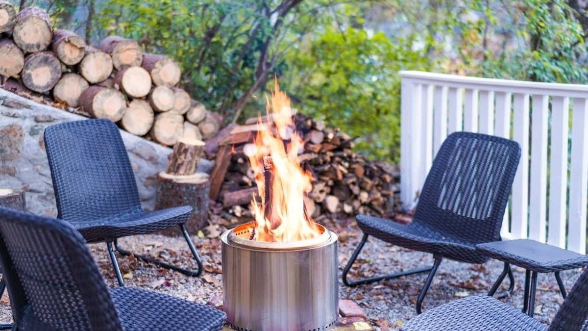 North Chattanooga House | Just 2 Miles To Downtown! Grill | Firepit | 4K TV