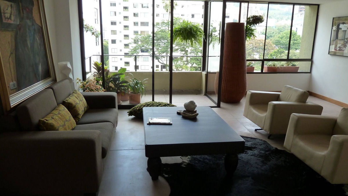 La Florida Apartment | Just 2 steps away of the park LLERAS (Zona Rosa)