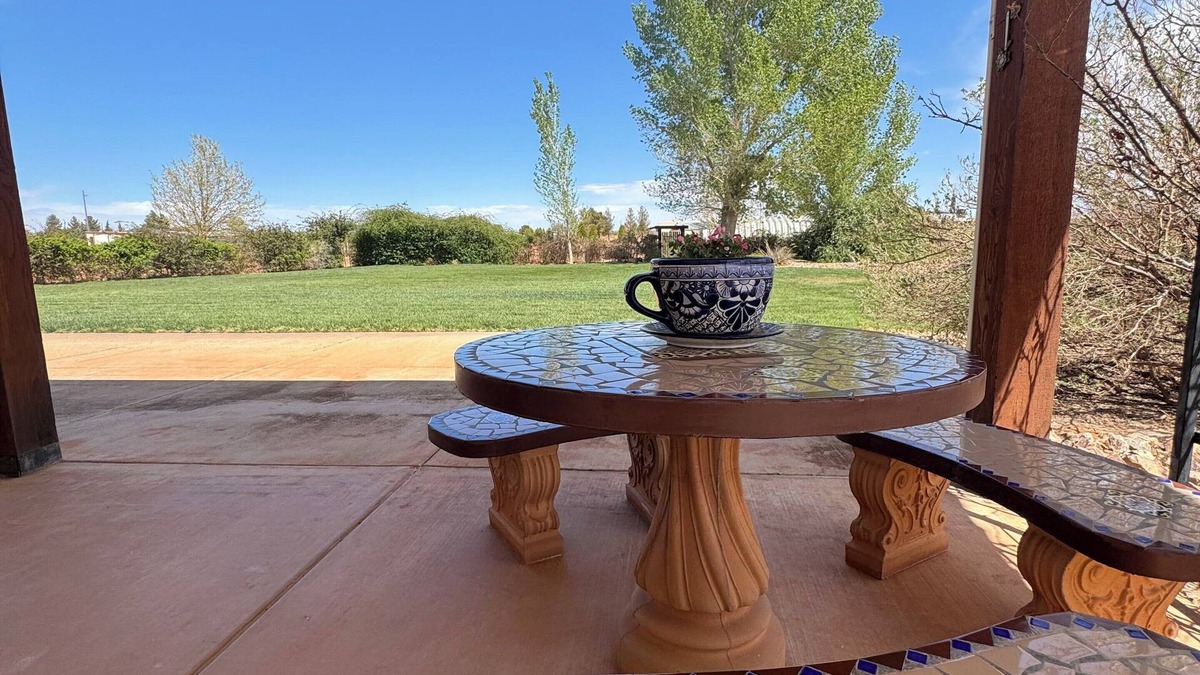 Sierra Vista Southeast Apartment | Just 20 mins from Bisbee! 2 Room Guest Suite on country hobby farm