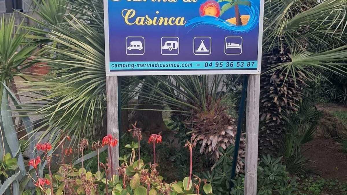 Penta-di-Casinca House | Just a stone's throw from the sea, mobile home with lovely wooden terrace Pets welcome