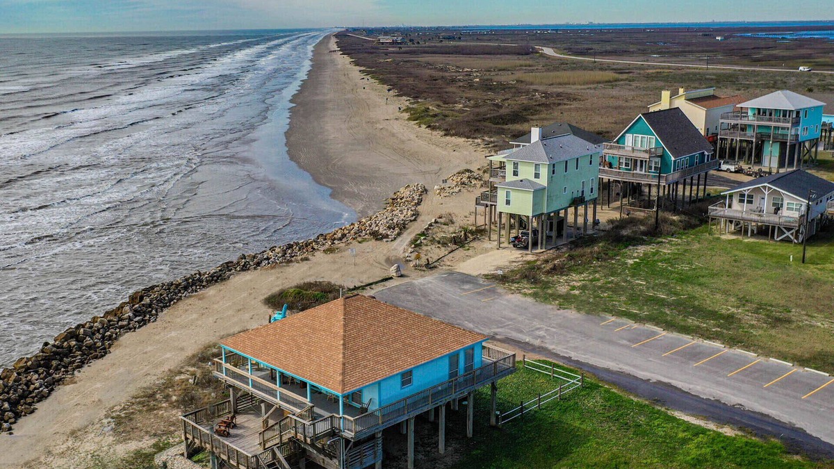 San Luis House | Just Beachy @ the pass Beautiful views, beach front home San Luis Pass TX