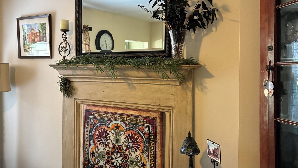 Bethlehem House | “Just Like Mom’s House” - close to downtown Bethlehem.