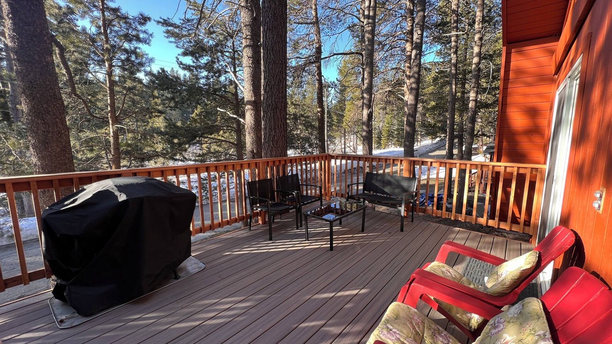 North Upper Truckee House | Just Listed! Forest View Dog Friendly 2-Bedroom House Near Heavenly And Lake