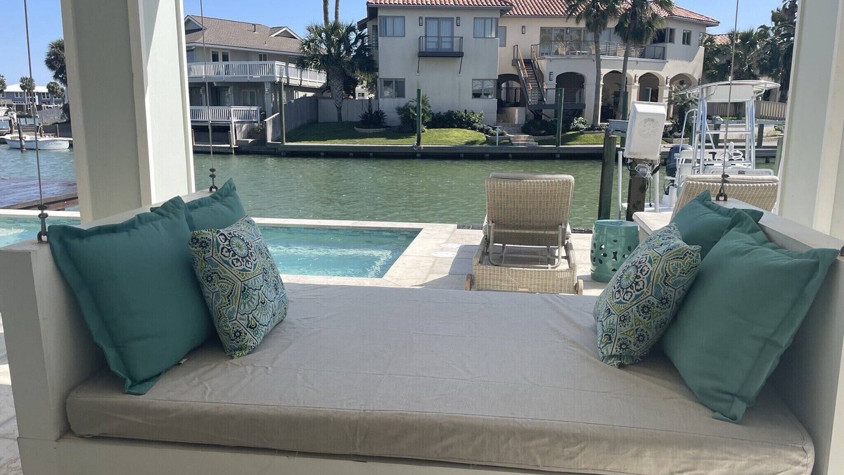 Key Allegro House | Just renovated! Premier location - 6 bedrooms, amazing views, wide canal, POOL!