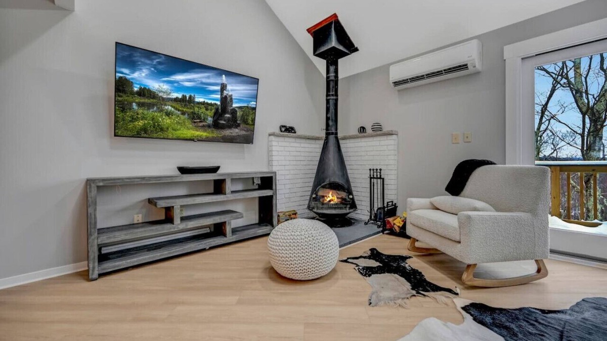 Village at Camelback House | Just Renovated Ski-In/out at Camelback w/Hot Tub!