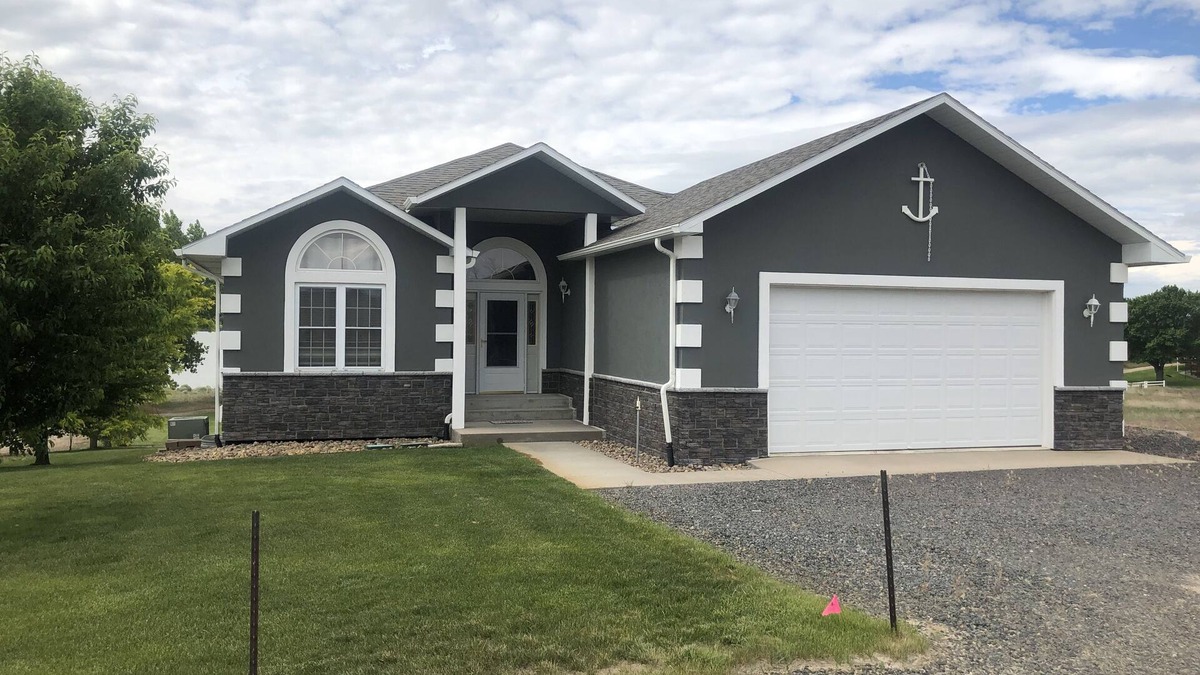 Lonergan House | Just steps to the beach. Lakefront Property with Endless Views.