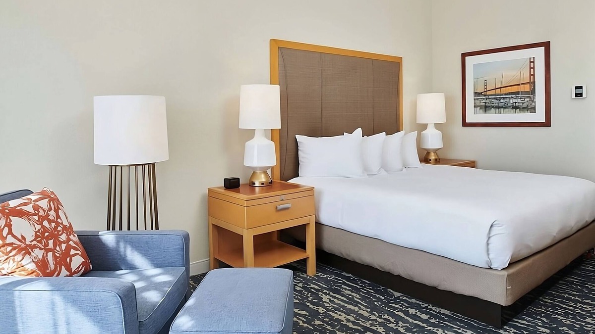 Berkeley Hotel | Just What You Were Looking For! Pets Allowed, Bike Rental, Near Coit Tower!