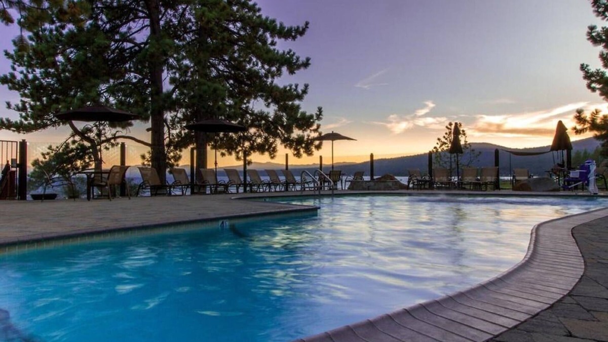 Tahoya Shores Apartment | Just What You Were Looking For! Onsite Pool, Free Parking, Outdoor Spa Tub!