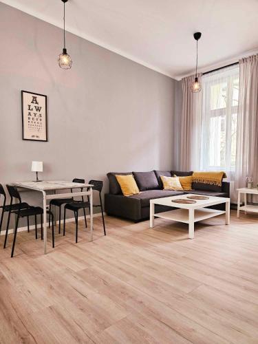 Legnica Apartment | Justinrent 2