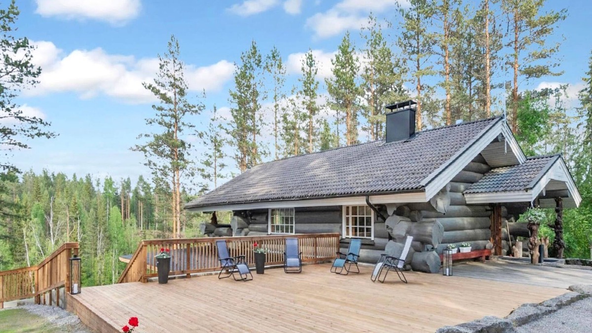Keuruu House | Juurakkopirtti by Interhome