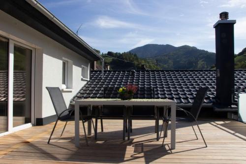 Untermunstertal Apartment | Köpfchen-Ferienwohnungen – Wohnung Belchen