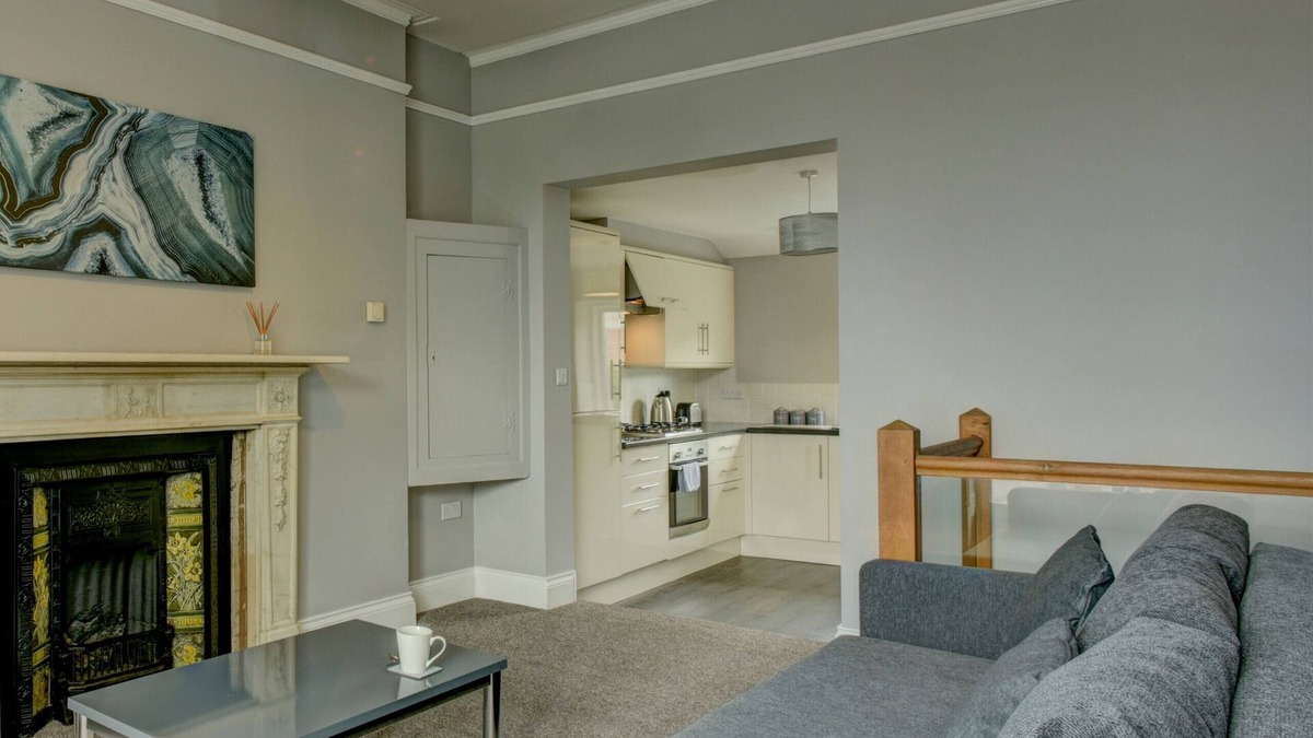 Bridgwater Apartment | K Suites - Spacious 2 bed Apt w/ free parking