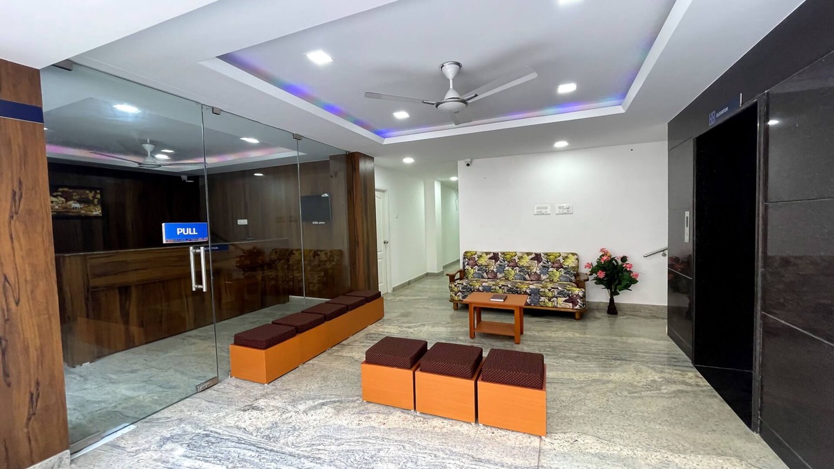 Royapettah Hotel | K11 Express - Opp Express Avenue