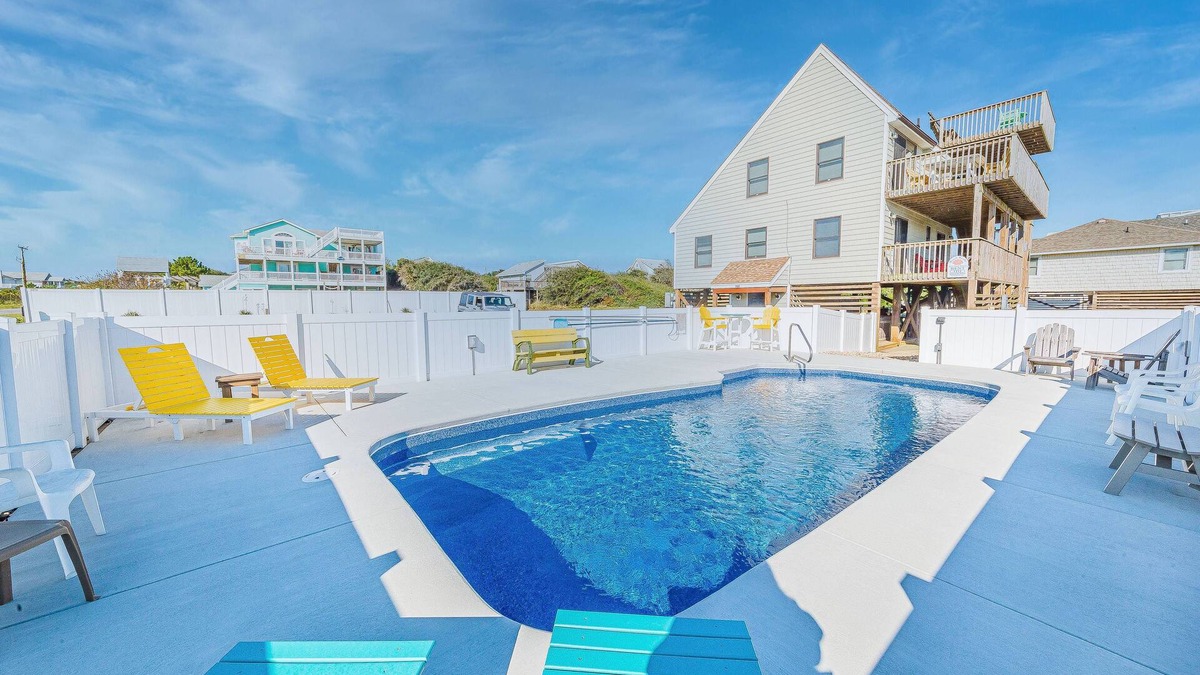 Sea Retreat House | K1717 Where Dreams Take Flight. Oceanside, Hot Tub, Private Pool, WiFi!